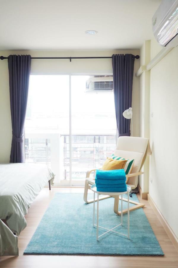Hostbox Bangkok Apartment Exterior photo