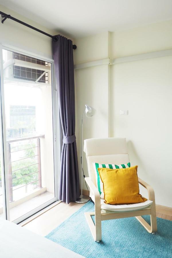 Hostbox Bangkok Apartment Exterior photo